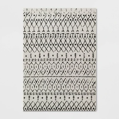 Grace Geometric Indoor/Outdoor Rug Black/White - Project 62™ 7 Grace Geometric Indoor/Outdoor Rug Black/White - Project 62™ - Image 5